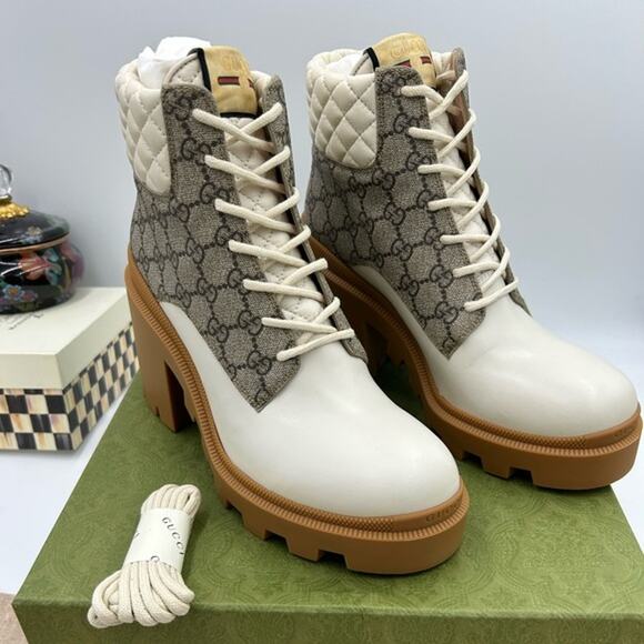 Women's Gucci, Apollo, GG Supreme quilted ankle boots size 42 made in Italy - Picture 1 of 13